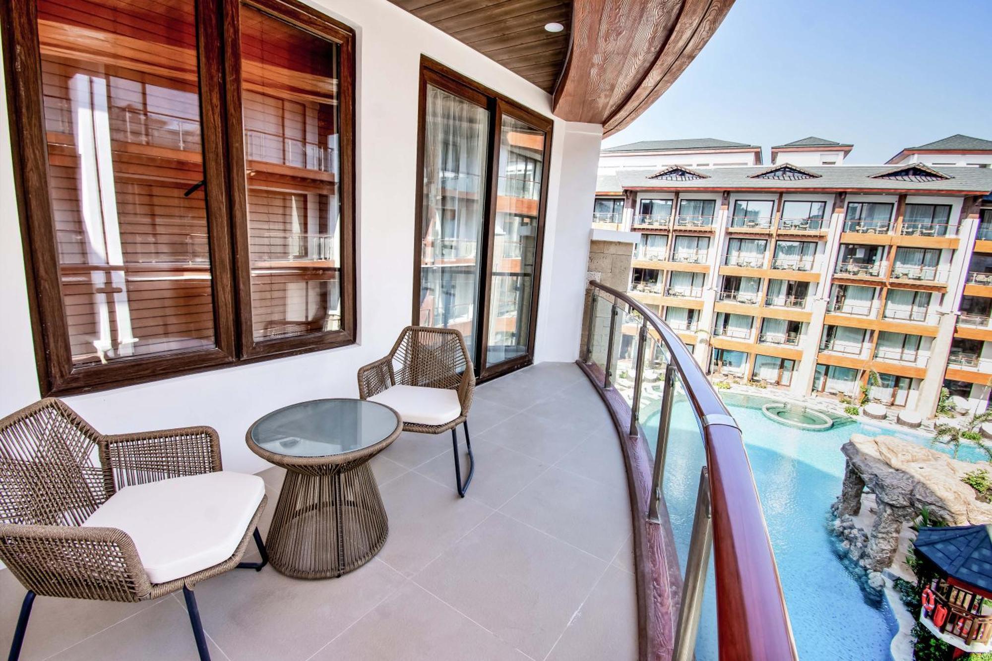 Mandarin Bay Resort And Spa Balabag  Exterior foto